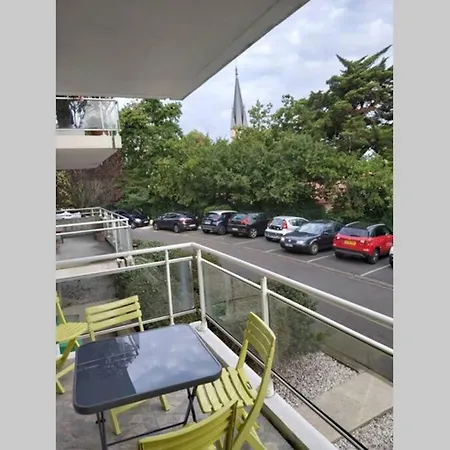 公寓 T2/terrasse/parking/a 5min De La